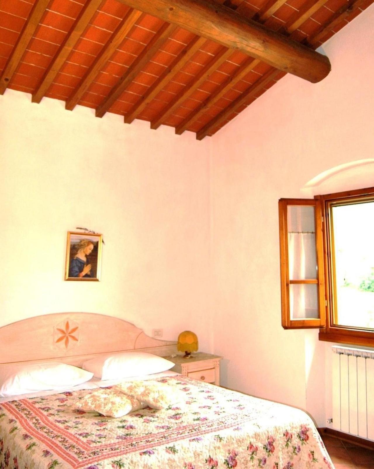 Charmantes Ferienhaus In Piani Della Rugginosa Mit Grossem Garten Reggello Exterior photo